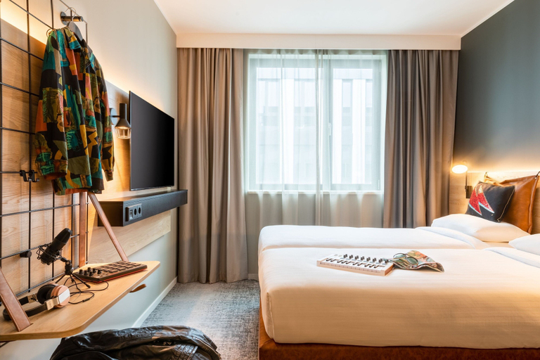 Bedroom 5, Moxy Berlin Airport, Dahme-Spreewald