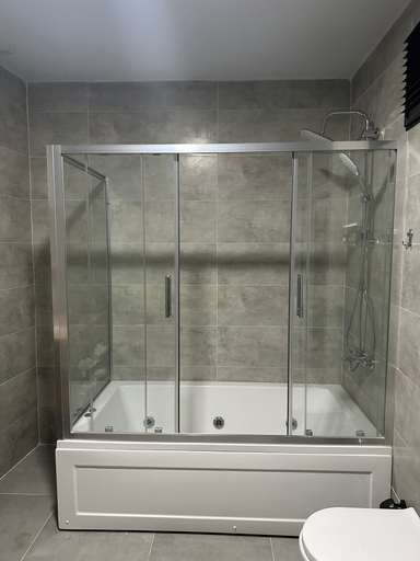 Bathroom 5, GRAND DELUXE HOTEL, Merkez