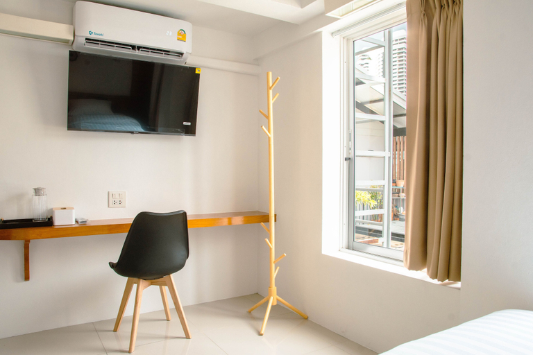 Bedroom 4, Alley and Pier, Phra Nakhon