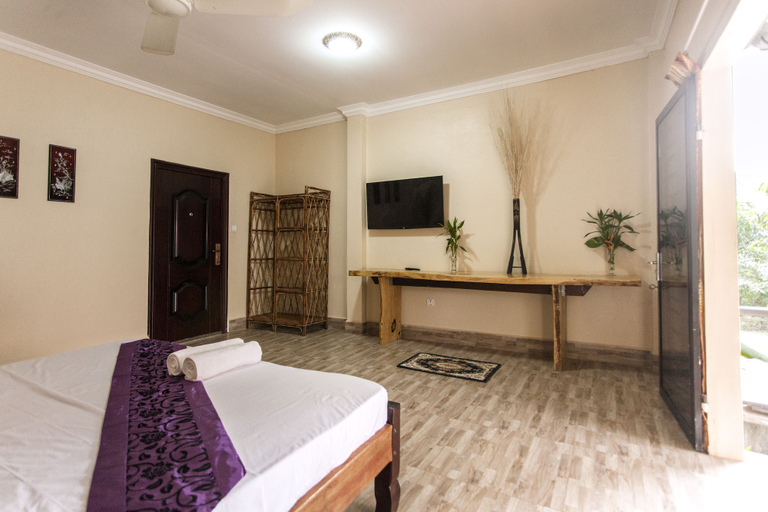 Bedroom 3, Green Mango Bungalows, Kampot
