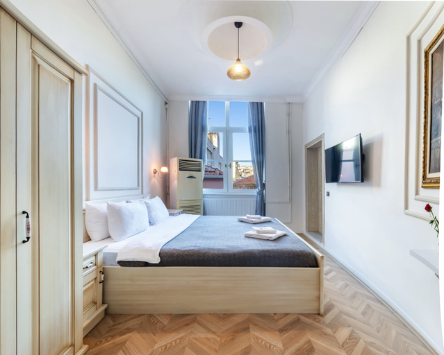 Bedroom 4, Cezayir Rooms, Beyoğlu