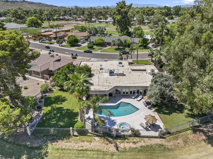 Exterior & Views 2, Caddy Shack - 6BD Pool with Golf Views, Maricopa