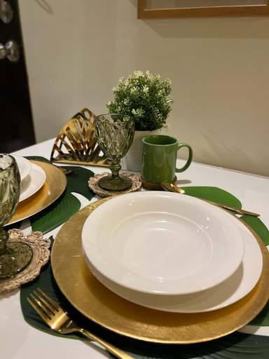 Food & Drinks, Staycation Ortigas Extn w/ bathtub & free parking, Cainta