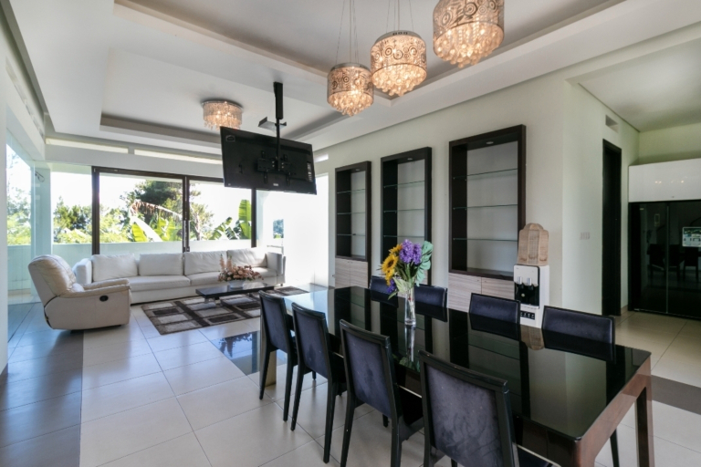 Dining Room, Villa DagoResor Kanata Infinity Pool, Bandung