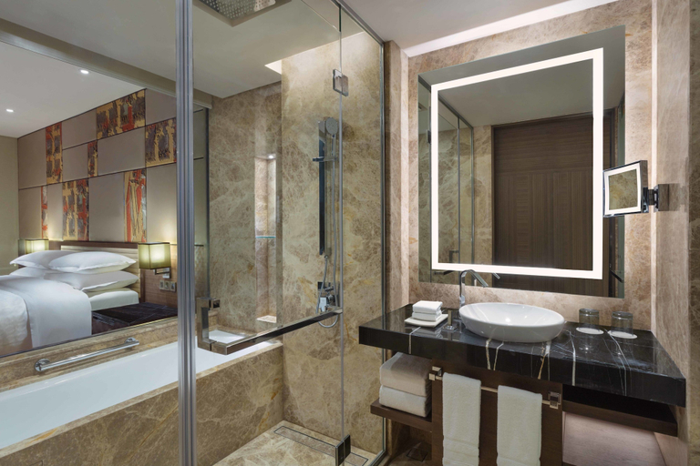 Bathroom 4, Sheraton Grand Bengaluru Whitefield, Bangalore