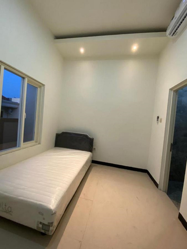 Bedroom 3, The Ritzy Zaza House, Surabaya