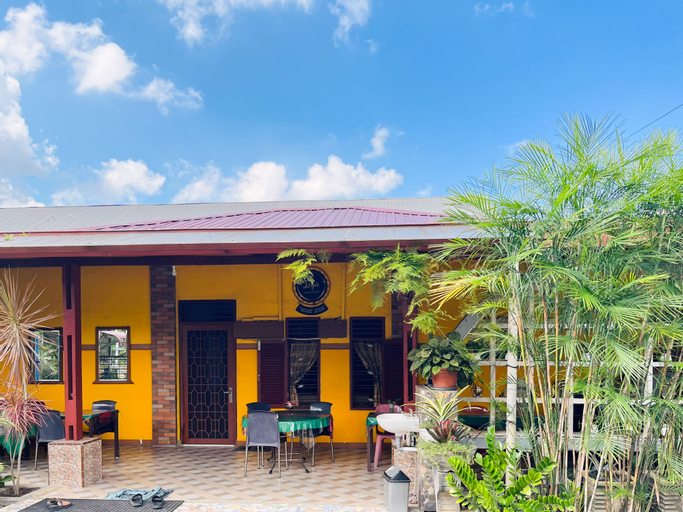 Exterior & Views 2, Lega Guest House Syariah near UISU Medan RedPartner, Medan