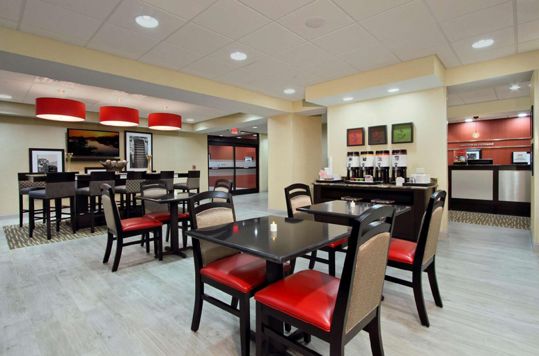 Food & Drinks 3, Hampton Inn Jackson/Richland-Highway 49, Rankin