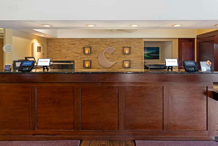 Public Area 2, Comfort Inn Bangor North, Penobscot