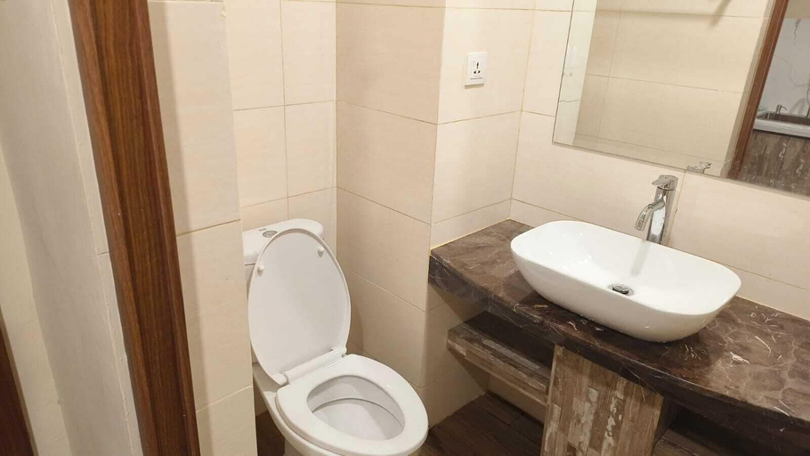 Bathroom 4, SleepRest - NTC B1205, Batam