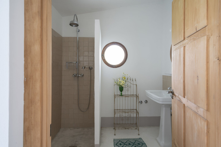 Bathroom 3, Finca El Azahar, Cáceres