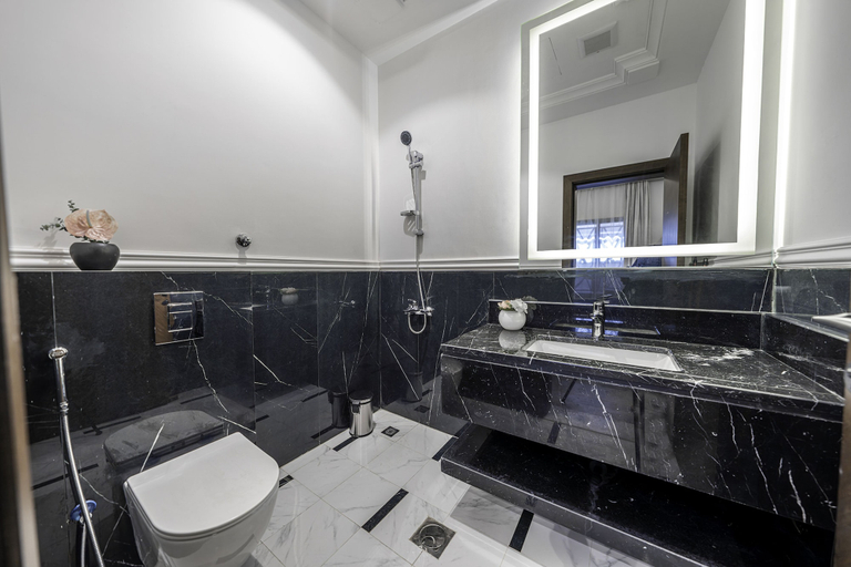 Bathroom 4, Saden T3S Alwaha, Jeddah