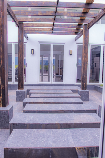 Exterior & Views 2, Lake Side Deluxe Villa