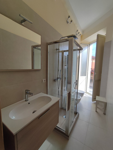 Bathroom 5, In Centro - Rooms and Apartments, Frosinone