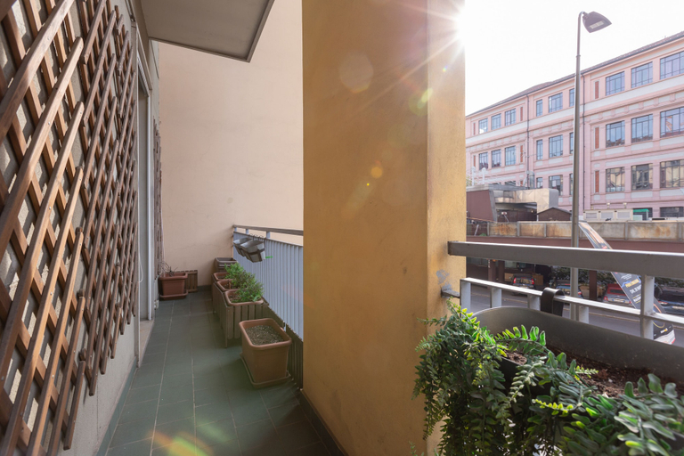 Others 3, Porta Volta Bright and Roomy Flat, Milano