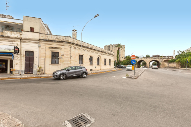 Parking 2, 3606 Dimora Incantevole by Barbarhouse, Lecce