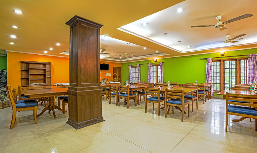Food & Drinks 3, Itsy Hotels Classiyo Munnar Crown Resorts, Idukki