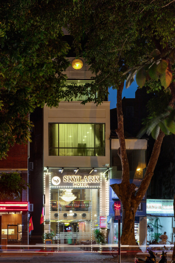 Exterior & Views 2, Skylark Hotel, Ba Đình