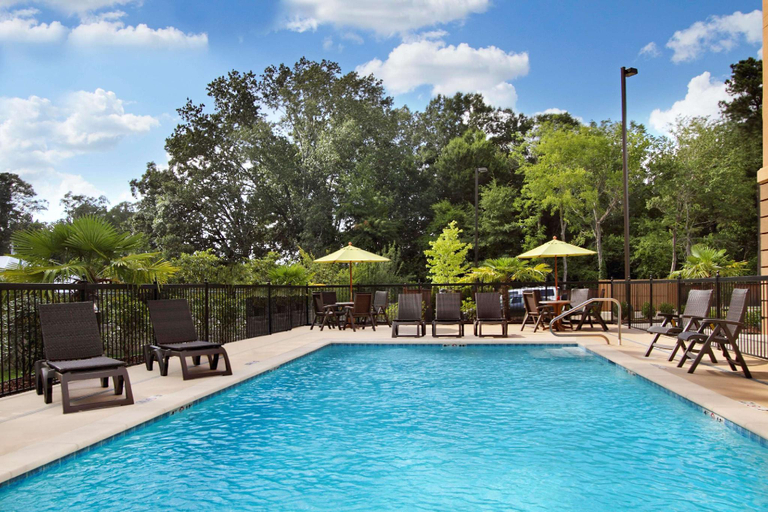 Sport & Beauty, Hampton Inn Jackson/Richland-Highway 49, Rankin