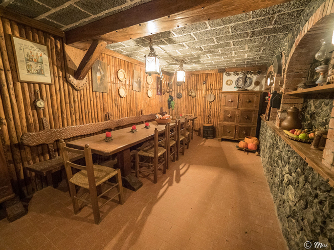 Food & Drinks 3, Villa Tanca with AC, Terrace, La Spezia