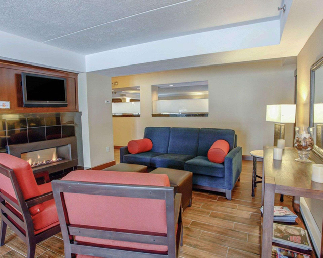 Public Area 2, Comfort Inn Bangor North, Penobscot
