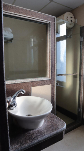Bathroom 3, VENUS.HOTEL, Sahibzada Ajit Singh Nagar