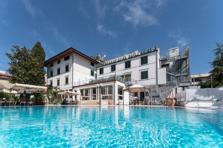Others 3, President Hotel, Pistoia