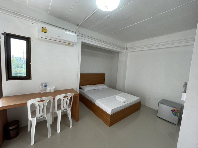 Bedroom 8