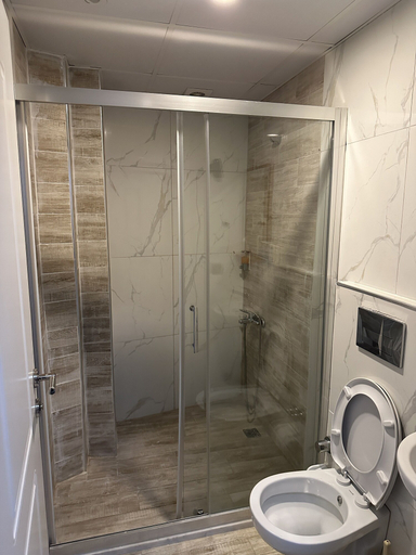 Bathroom 5, GRAND DELUXE HOTEL, Merkez