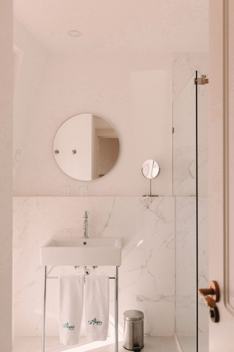 Bathroom 4, Hotel Alegria, Lisbon