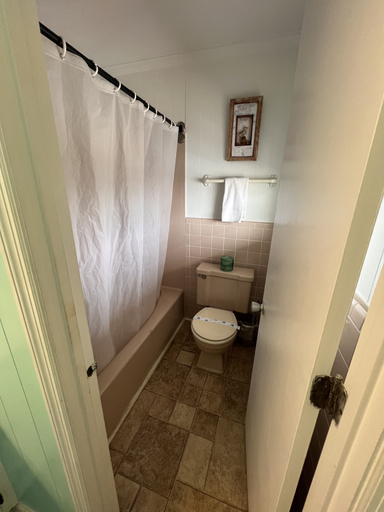 Bathroom 4, Sea Vista Motel, Pender