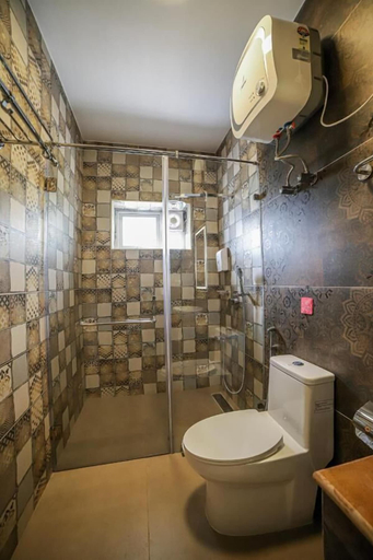 Bathroom, Penta Peak By Indostays, The Nilgiris