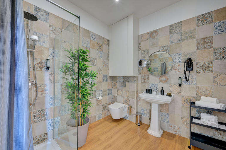 Bathroom 4, Boutique Hôtel Provencia, Bouches-du-Rhône