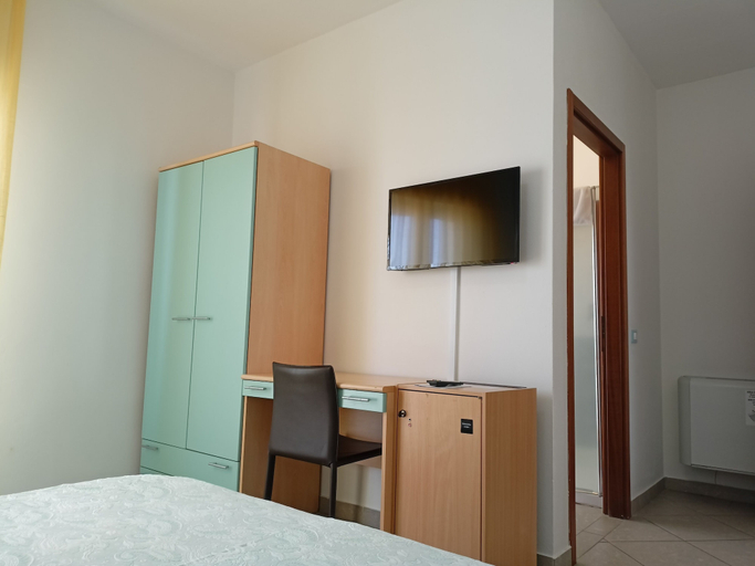 Bedroom 4, Hotel Ariston, Ferrara