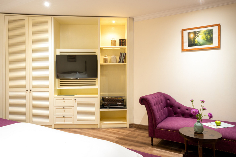 Room 5