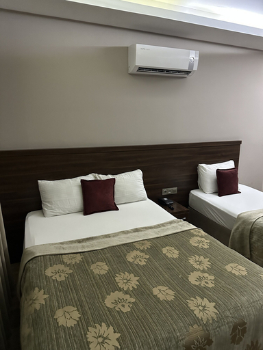 Bedroom 3, GRAND DELUXE HOTEL, Merkez