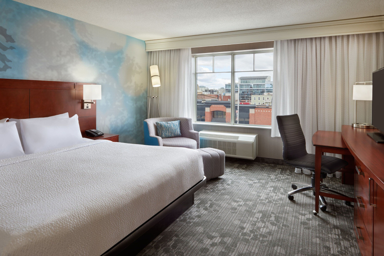 Bedroom 1, Courtyard by Marriott Ottawa Downtown, Ottawa