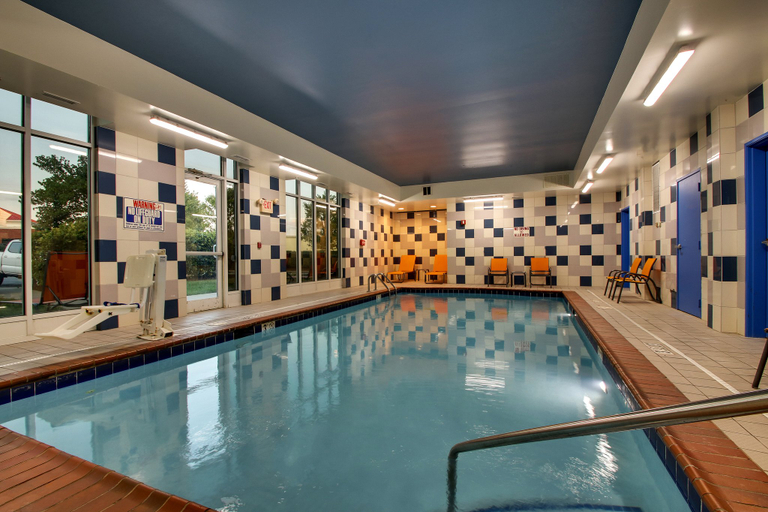 Sport & Beauty 2, Holiday Inn Express LEXINGTON NORTH-GEORGETOWN by IHG, Scott