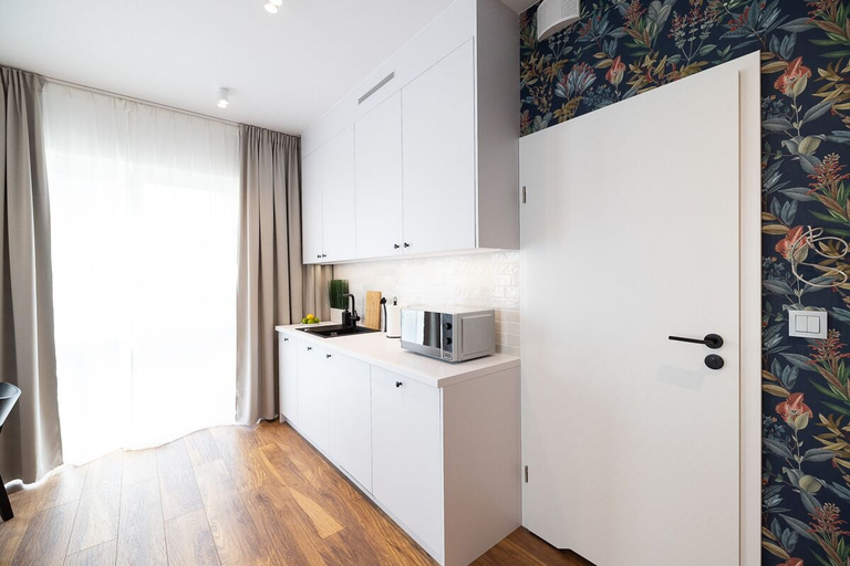 Others 4, B85 Suites, Warsaw