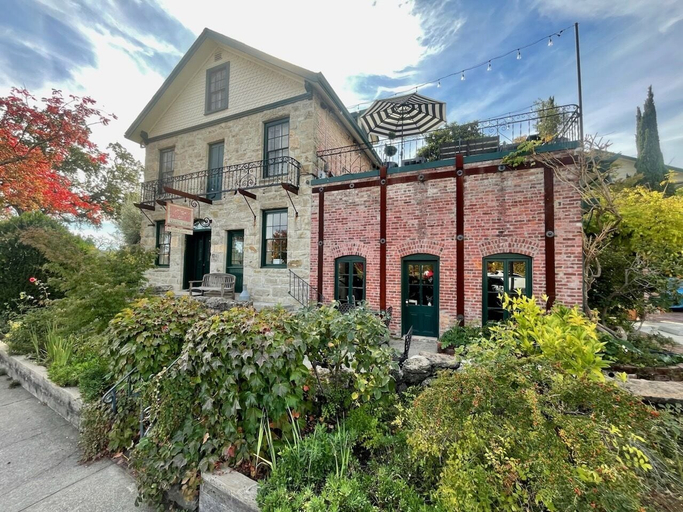 Exterior & Views 2, Maison Fleurie, A Four Sisters Inn, Napa