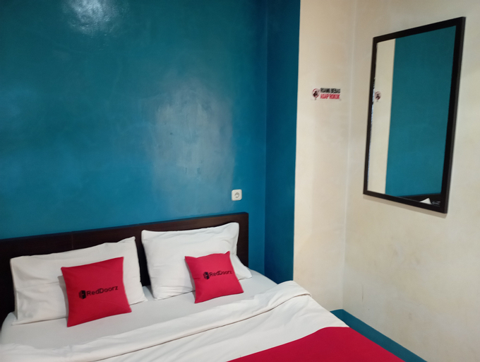 RedDoorz @ Jalan Sudirman Purwokerto, Banyumas