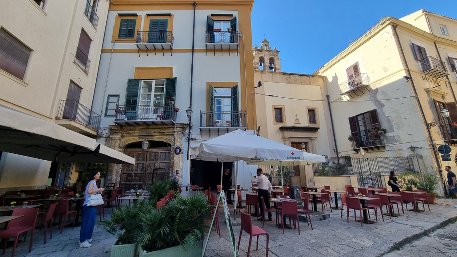 Exterior & Views 2, 2 Sicilie Rooms and Suite, Palermo