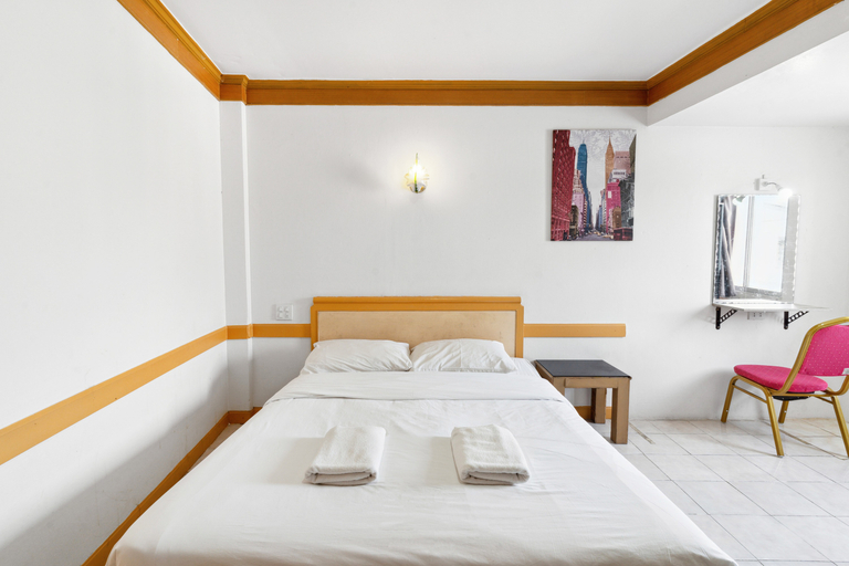 Bedroom 2, Phu Inn Hotel, Muang Khon Kaen