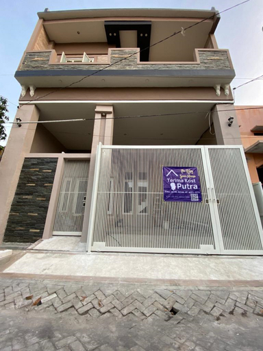 Exterior & Views 2, The Ritzy Zaza House, Surabaya