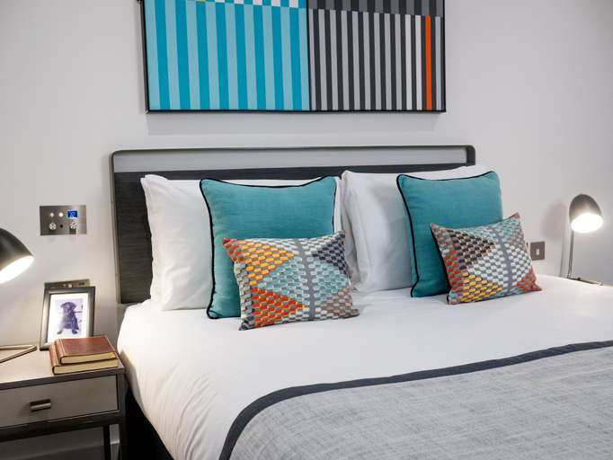 Bedroom 2, Q Square by Supercity Aparthotels, Brighton and Hove