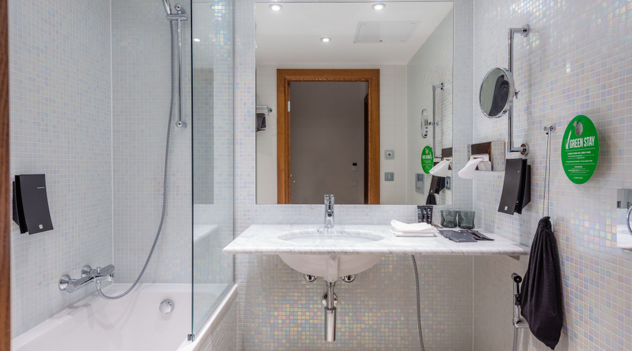 Bathroom 5, Clarion Hotel Helsinki, Uusimaa