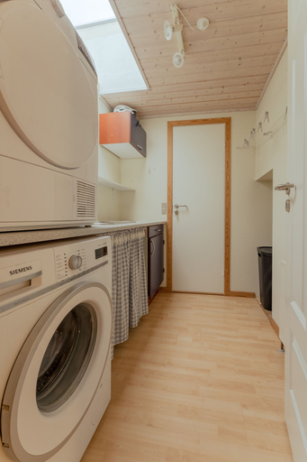 Bathroom 4, Harbour View | 2Br | City Centre, Tórshavn