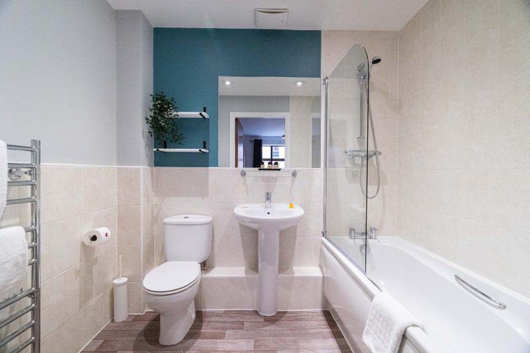 Bathroom 3, Cotels at The Millhouse, Derby