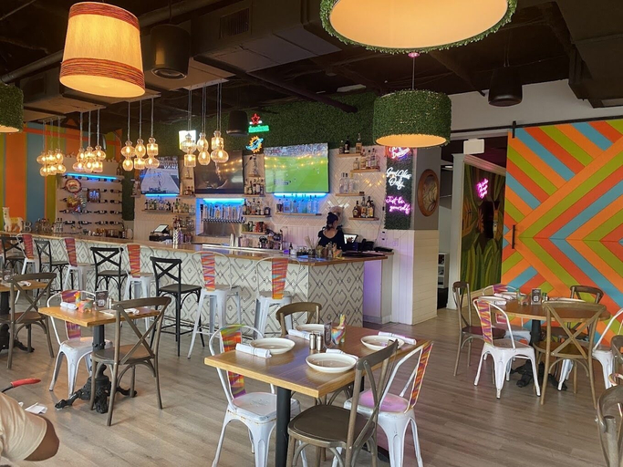 Food & Drinks 5, Quality Inn South Miami, Miami-Dade