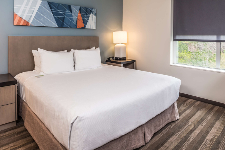Bedroom 2, Hyatt House Raleigh / RDU / Brier Creek, Wake